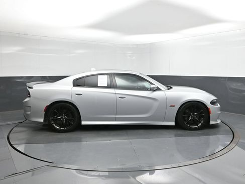 Used 2020 Dodge Charger Scat Pack w/ Plus Group RWD image 11