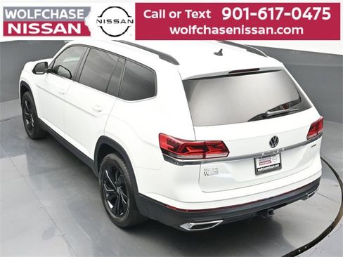 Used 2023 Volkswagen Atlas SE image 32