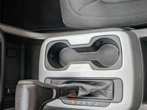 Used 2017 Chevrolet Colorado LT w/ Midnight Edition image 27