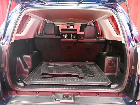Certified 2023 Toyota 4Runner SR5 Premium image 7