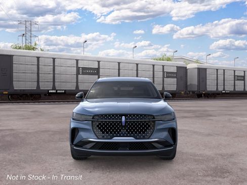New 2026 Lincoln Nautilus Premier AWD/4WD image 6