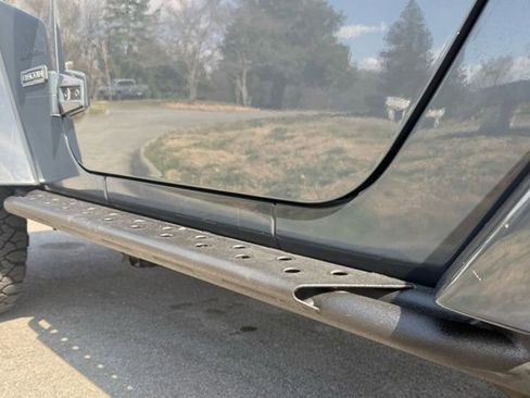 Used 2017 Jeep Wrangler Rubicon image 16