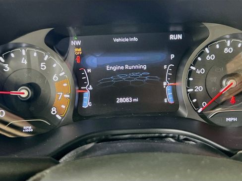 Used 2023 Jeep Compass Limited w/ Sun and Sound Group AWD/4WD image 12