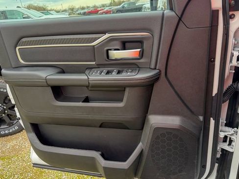 New 2026 RAM 3500 Big Horn AWD/4WD image 16