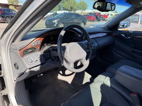 Used 2005 Cadillac De Ville image 17