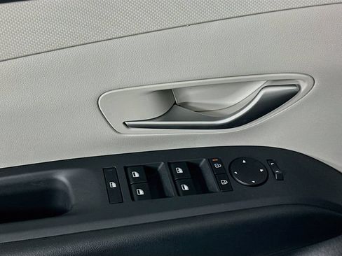 New 2026 Hyundai Tucson SE FWD image 18
