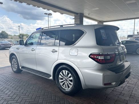 Used 2021 Nissan Armada SV AWD/4WD image 9