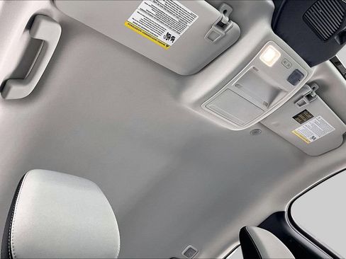 Certified 2025 Ford Escape Active w/ Active Premium Tech Pack FWD image 22
