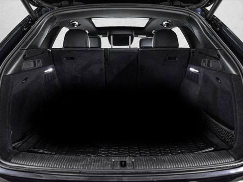 Used 2020 Audi Q5 Premium image 6