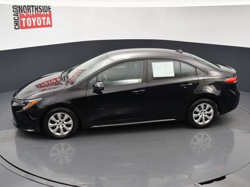 Used 2024 Toyota Corolla LE FWD image 17