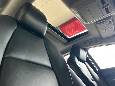 Used 2025 MAZDA MAZDA3 s image 16