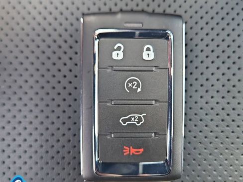 New 2025 Jeep Grand Cherokee Overland w/ Adv Protech Group III image 34