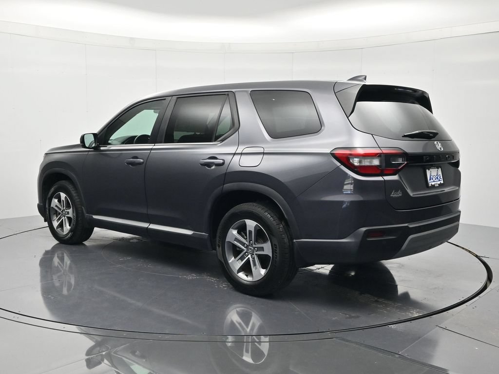 Used 2025 Honda Pilot EX-L image 7