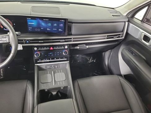 Used 2026 Hyundai Santa Fe SEL FWD image 18