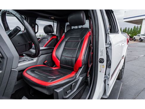 Used 2018 Ford F150 Lariat w/ Equipment Group 502A Luxury AWD/4WD image 8