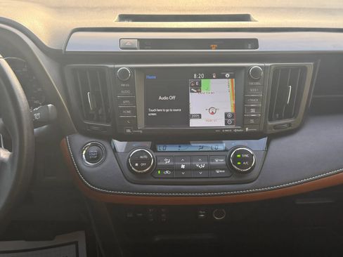 Used 2016 Toyota RAV4 SE w/ Advanced Technology Package image 12