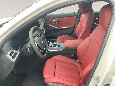 New 2026 BMW 330i xDrive Sedan w/ Convenience Package image 9
