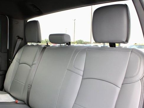 New 2024 RAM 5500 Tradesman w/ Chrome Appearance Group image 17