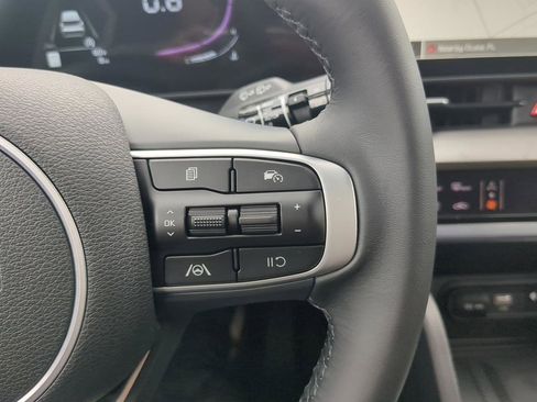 Certified 2025 Kia Sportage EX w/ Premium Package image 26