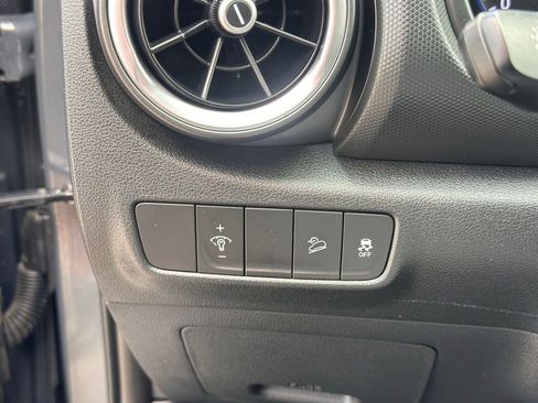 Used 2023 Hyundai Kona SEL w/ Cargo Package image 21