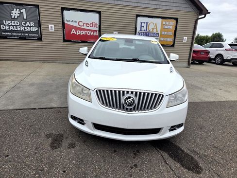 Used 2011 Buick LaCrosse CXL image 2