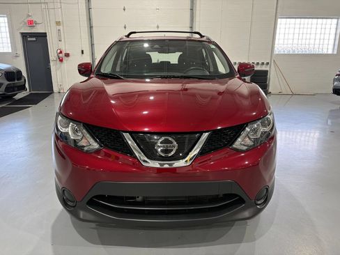 Used 2019 Nissan Rogue Sport SV AWD/4WD image 2