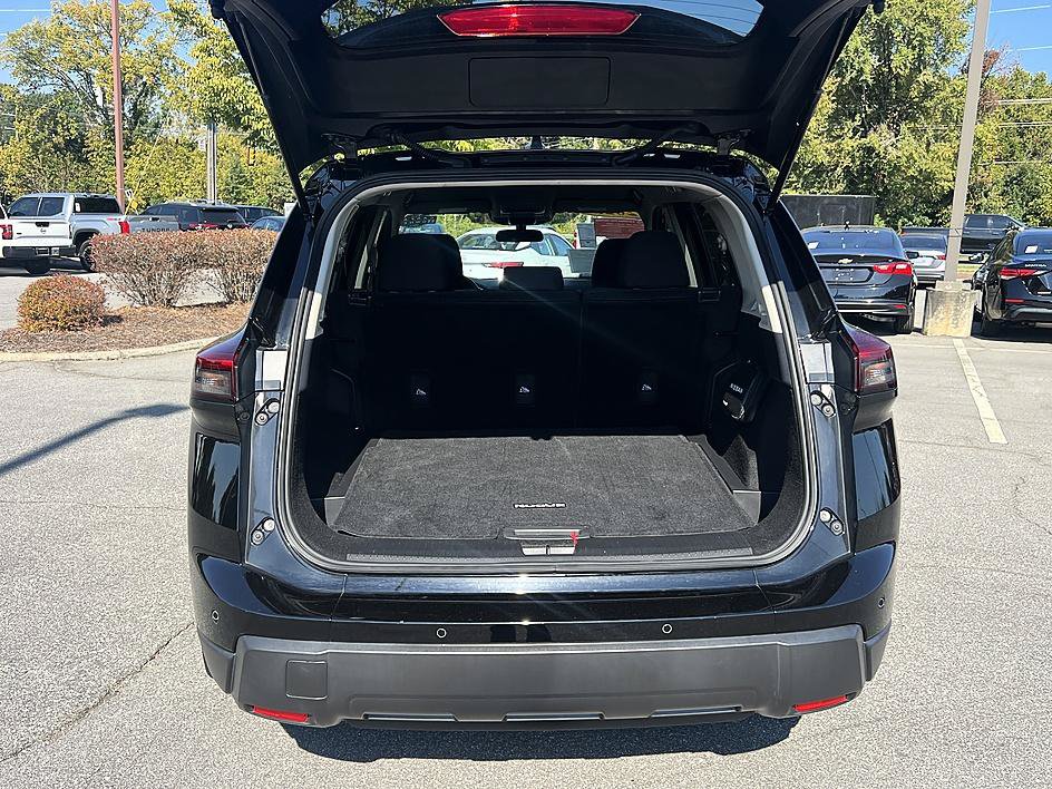 Certified 2025 Nissan Rogue S FWD image 15
