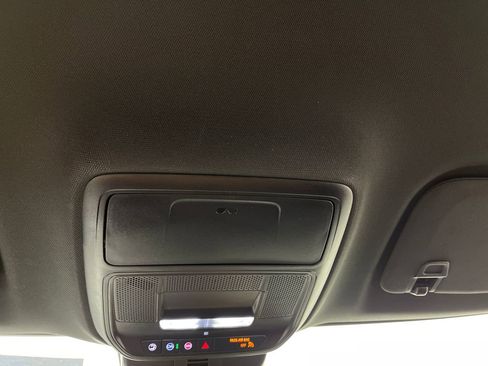 Used 2026 Chevrolet Traverse LT w/ Driver Confidence Package FWD image 30