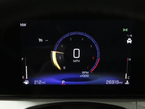 Certified 2024 Chevrolet Trax LT w/ LT Convenience Package image 8