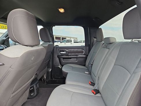Certified 2024 RAM 3500 Big Horn AWD/4WD image 19