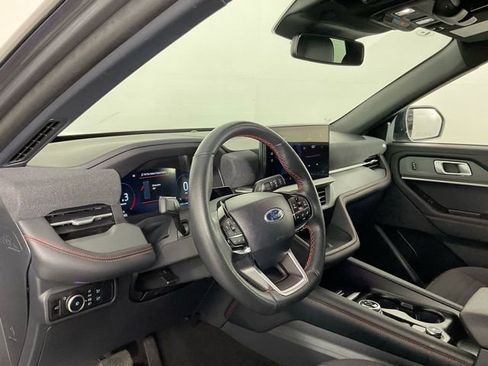 Used 2025 Ford Explorer ST-Line w/ Premium Package AWD/4WD image 14