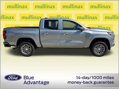 Used 2025 Chevrolet Colorado LT w/ LT Convenience Package RWD image 2