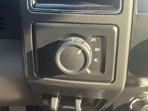 Used 2022 Ford F350 XLT w/ XLT Premium Package image 18