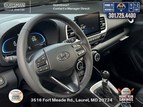 Used 2025 Hyundai Venue Limited FWD image 12