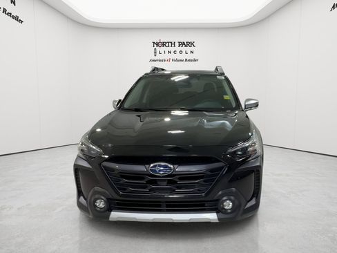 Used 2025 Subaru Outback Touring XT AWD/4WD image 2