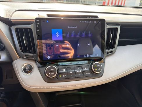Used 2017 Toyota RAV4 Limited FWD image 28