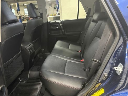 Used 2020 Toyota 4Runner TRD Off-Road Premium w/ Moonroof Package image 24