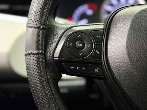 Used 2022 Toyota Corolla LE image 17