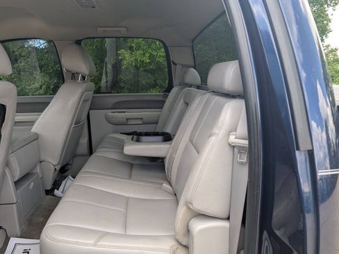 Used 2012 GMC Sierra 1500 SLE w/ Power Tech Package RWD image 4