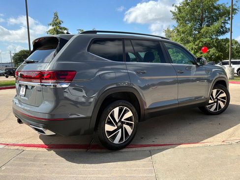Used 2026 Volkswagen Atlas SE AWD/4WD image 6