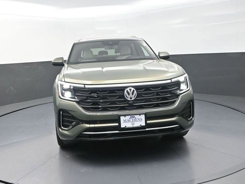 New 2026 Volkswagen Atlas Cross Sport SEL Premium R-Line AWD/4WD image 2
