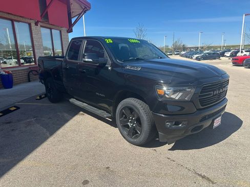 Used 2020 RAM 1500 Big Horn AWD/4WD image 3
