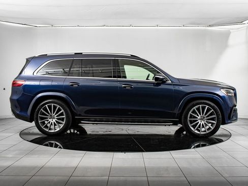 Certified 2024 Mercedes-Benz GLS 580 4MATIC image 11