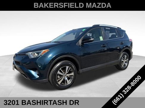 Used 2018 Toyota RAV4 XLE FWD image 1