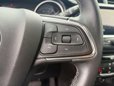 Used 2021 Buick Encore GX Preferred FWD image 8