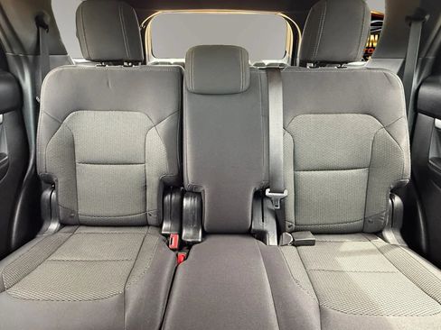 Used 2016 Ford Explorer XLT AWD/4WD image 22
