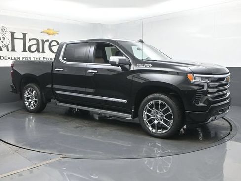 New 2026 Chevrolet Silverado 1500 High Country AWD/4WD image 6