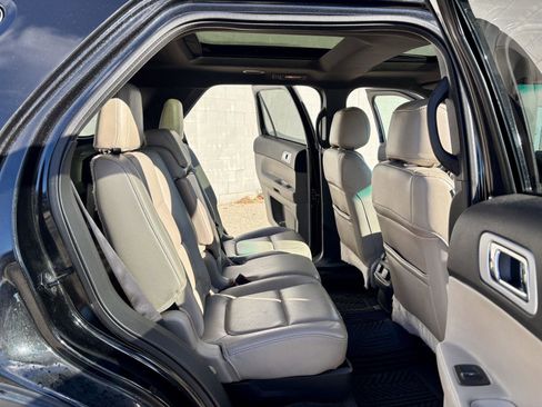 Used 2013 Ford Explorer Limited image 9