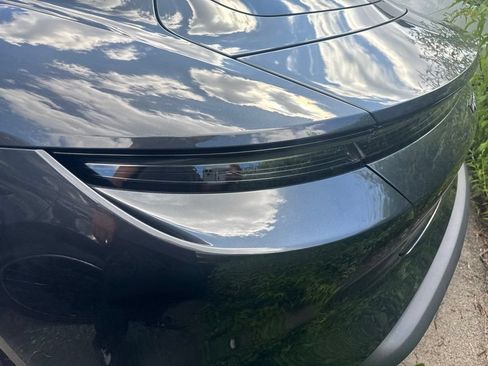 Certified 2022 Porsche Taycan RWD image 5