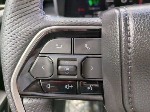 Used 2026 Toyota Tundra Platinum AWD/4WD image 25